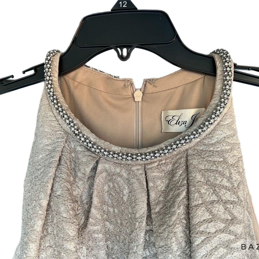 Eliza J, Stunning, Knee-Length Dress Womens size 12 new with tags!!